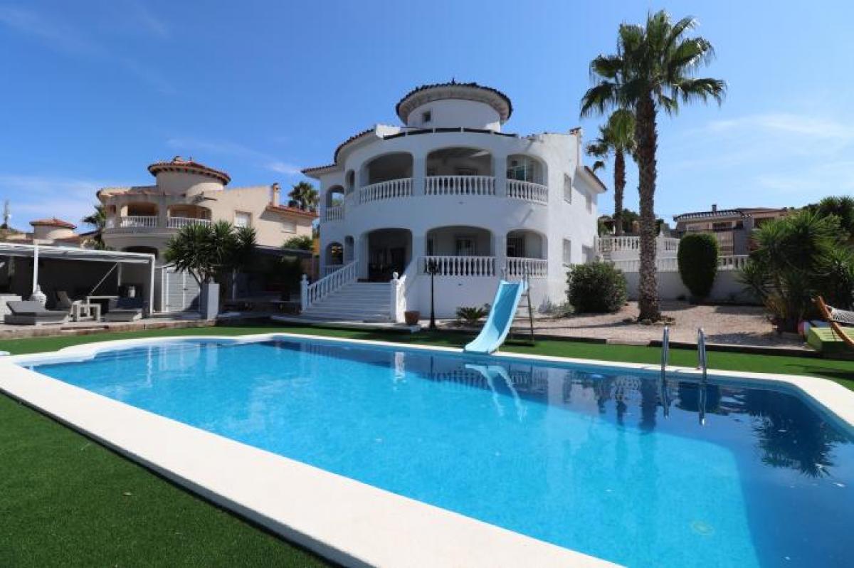 Picture of Apartment For Sale in Algorfa, Alicante, Spain