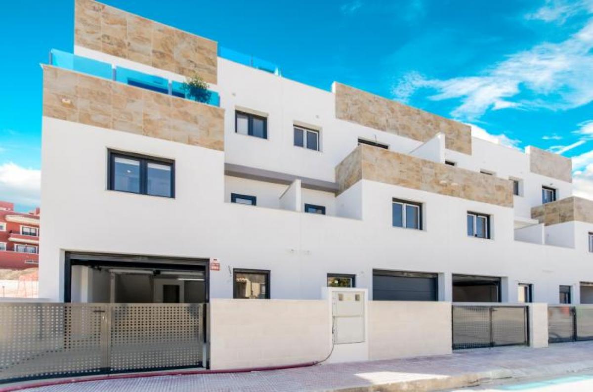 Picture of Villa For Sale in Bigastro, Alicante, Spain