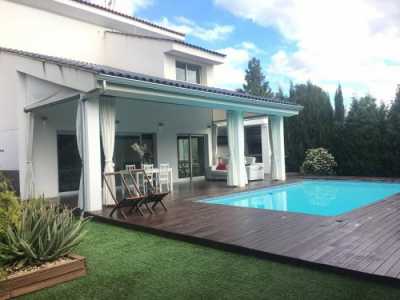 Home For Rent in Paterna, Spain