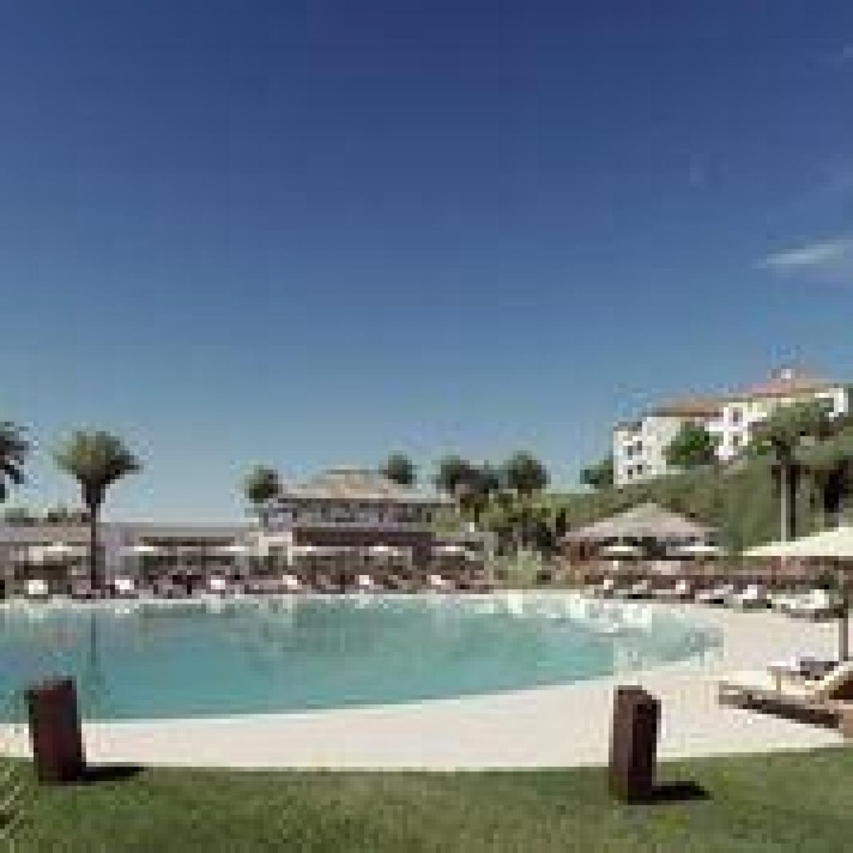 Picture of Apartment For Sale in Manilva, Malaga, Spain