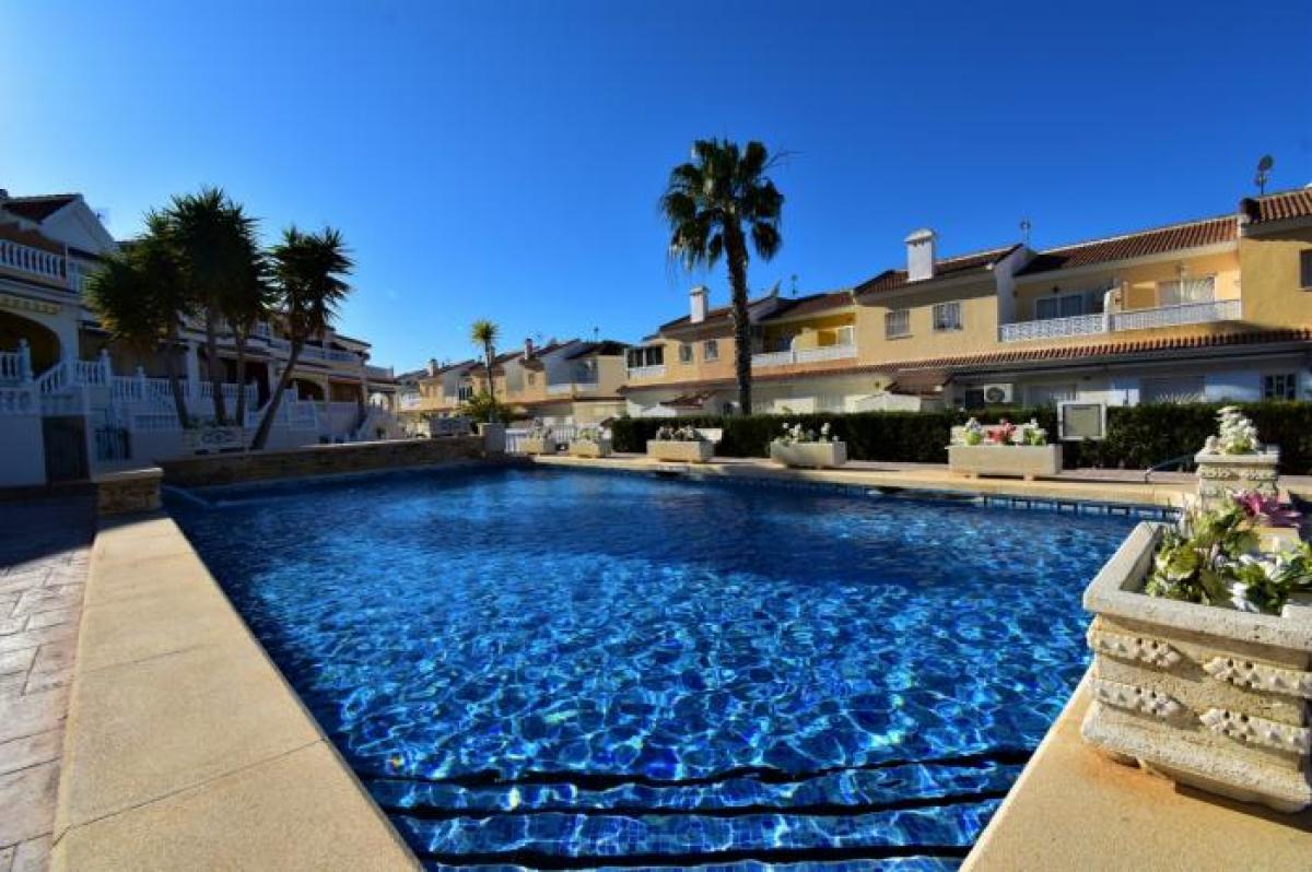 Picture of Home For Sale in Benijofar, Alicante, Spain