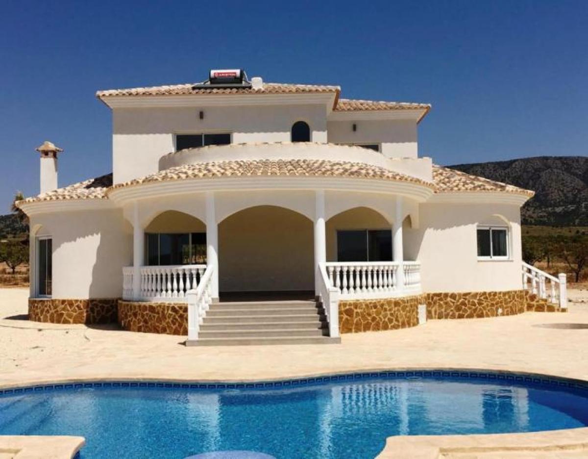 Picture of Home For Sale in Pinoso, Alicante, Spain