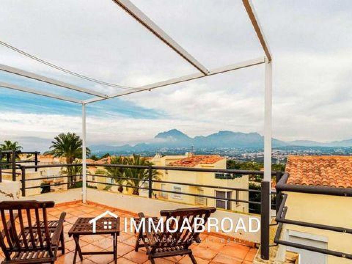 Picture of Villa For Sale in Albir, Alicante, Spain