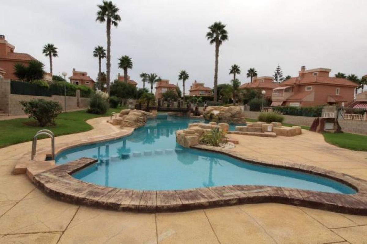 Picture of Apartment For Sale in Gran Alacant, Alicante, Spain