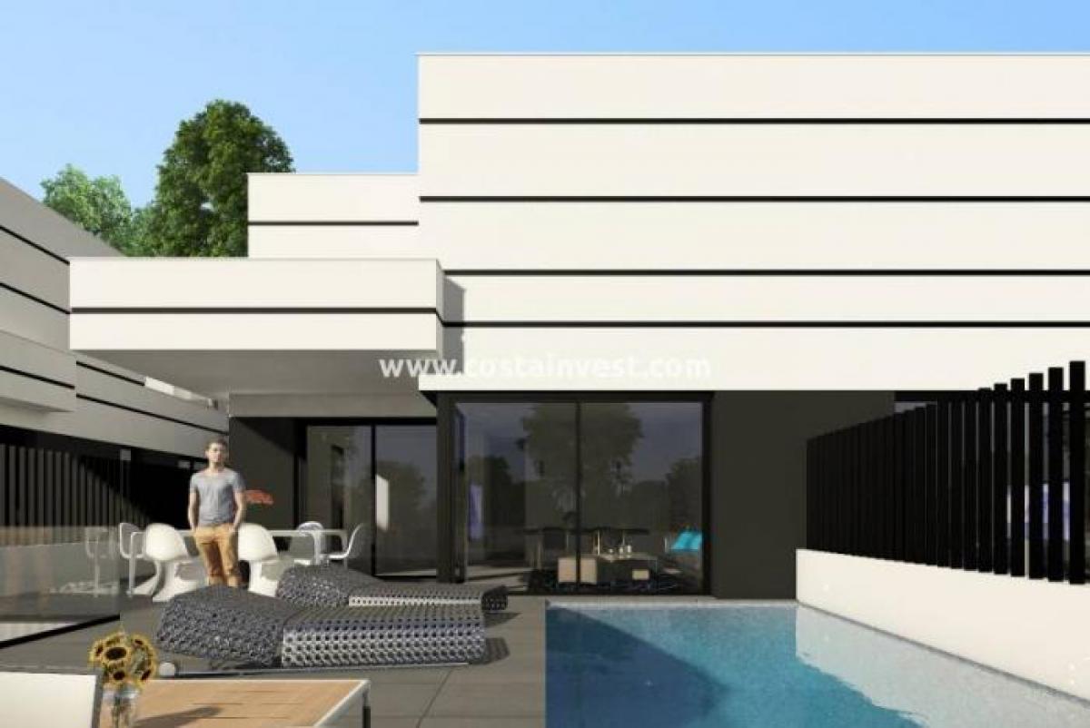 Picture of Home For Sale in Dolores, Alicante, Spain