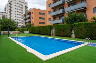 Apartment For Sale in Manresa, Spain