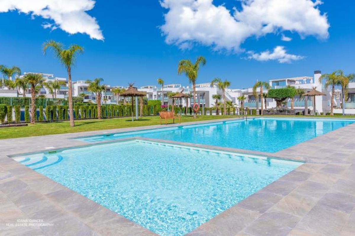 Picture of Apartment For Sale in Punta Prima, Alicante, Spain