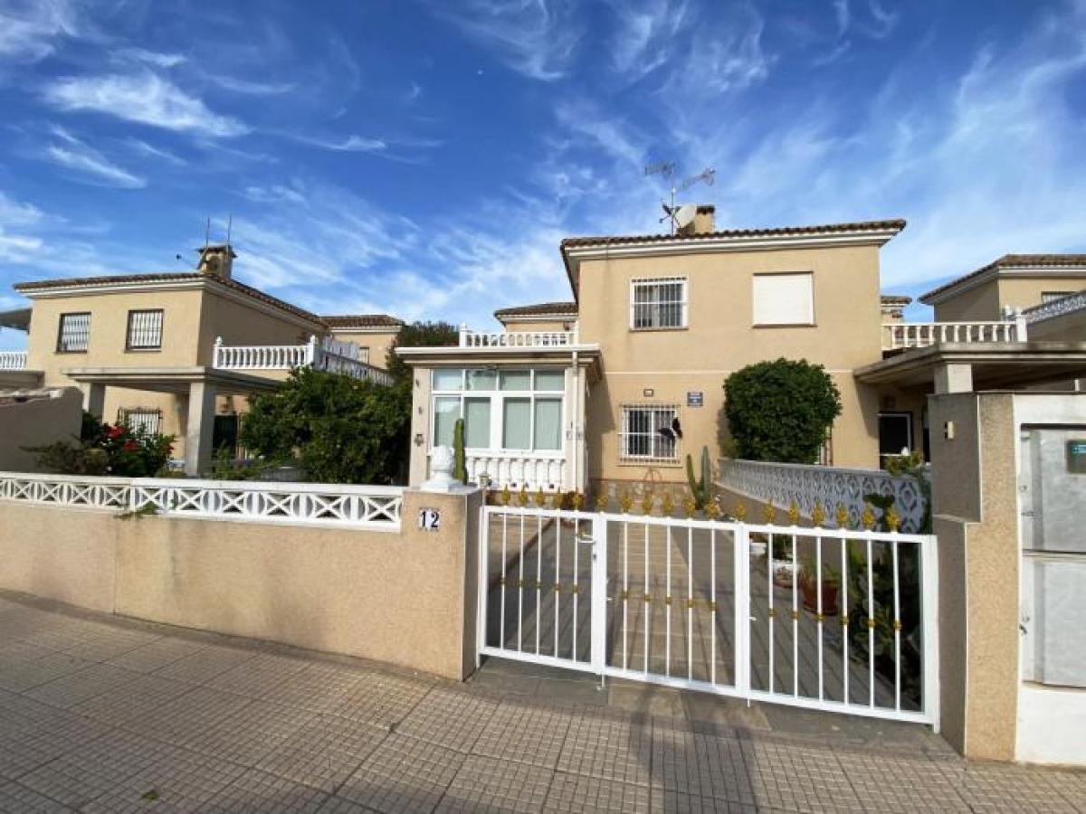 Picture of Villa For Sale in La Marina, Alicante, Spain