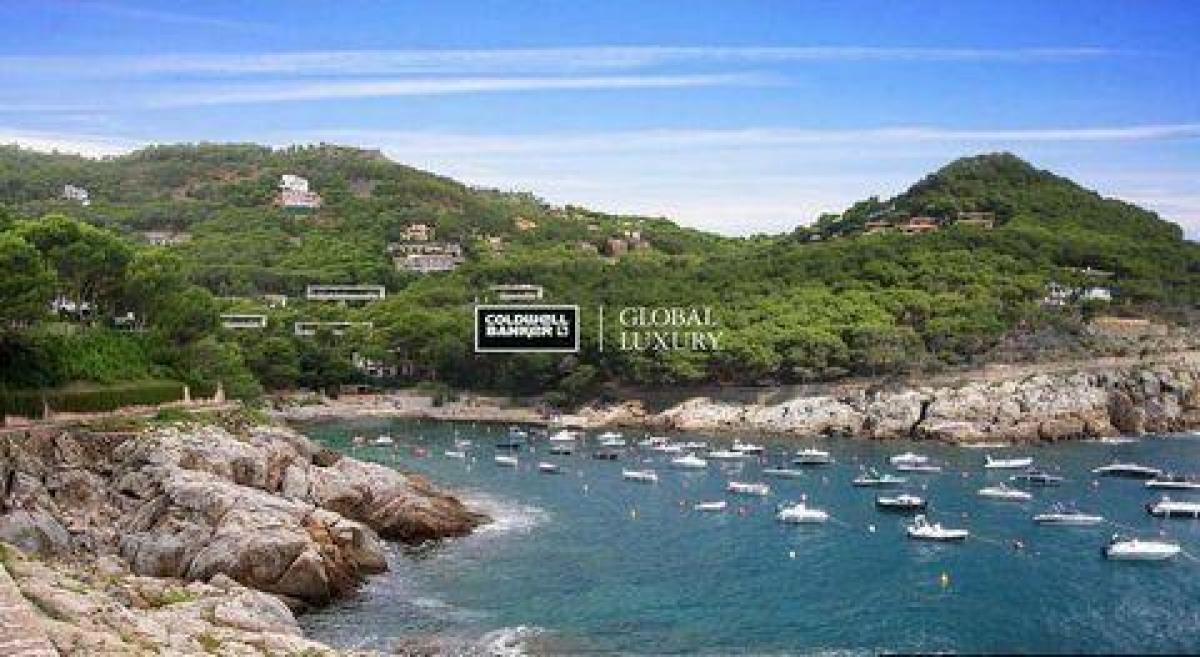 Picture of Villa For Sale in Begur, Girona, Spain