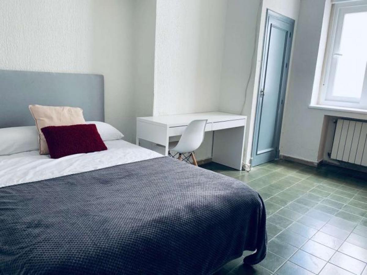 Picture of Apartment For Rent in Cordoba, Cordoba, Spain