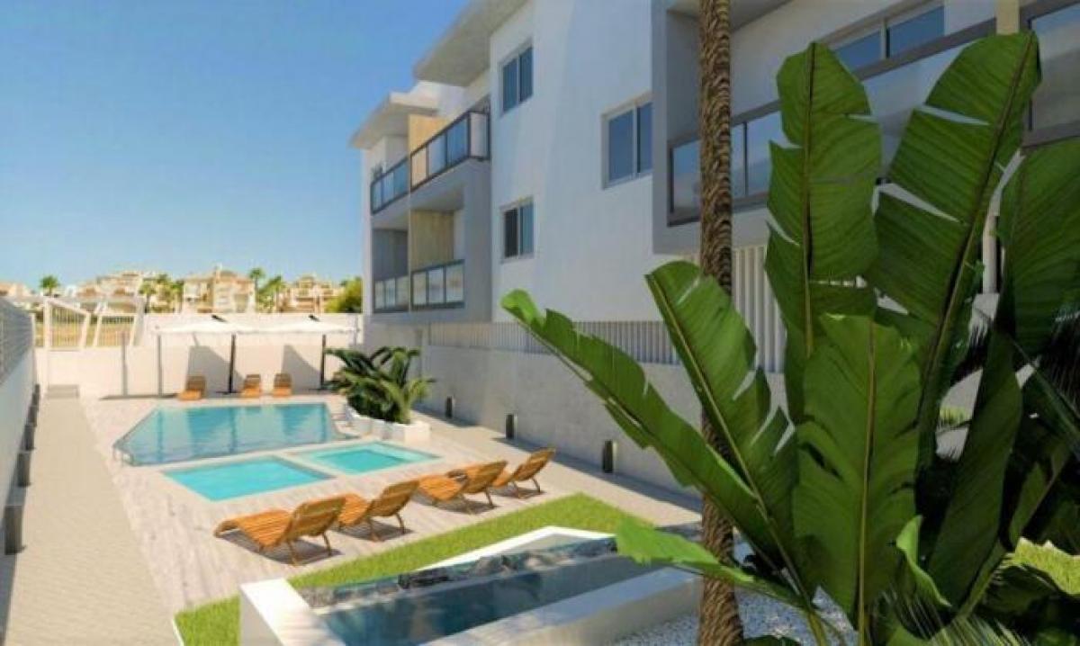 Picture of Home For Sale in Benijofar, Alicante, Spain