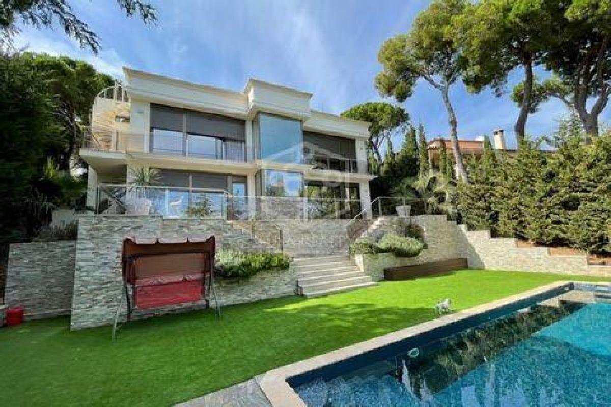 Picture of Villa For Sale in Calonge, Girona, Spain