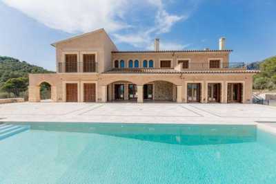 Villa For Sale in Camp de Mar, Spain