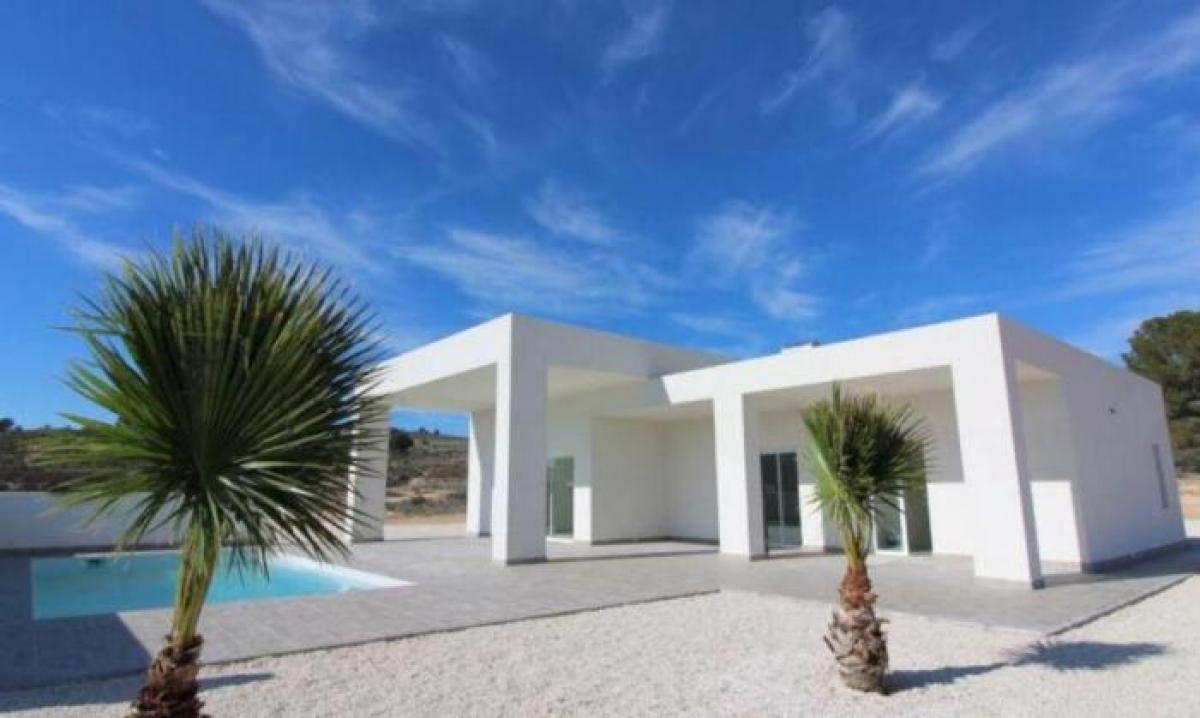 Picture of Home For Sale in Pinoso, Alicante, Spain