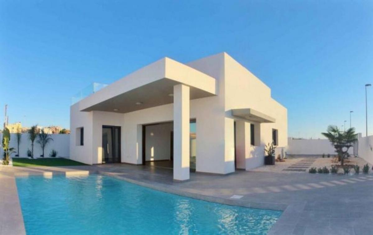 Picture of Home For Sale in Benijofar, Alicante, Spain