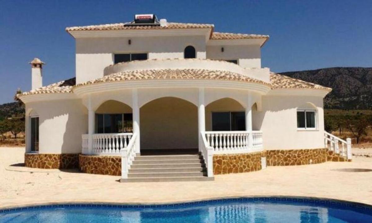 Picture of Home For Sale in Pinoso, Alicante, Spain