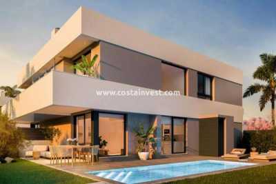 Villa For Sale in Alicante, Spain