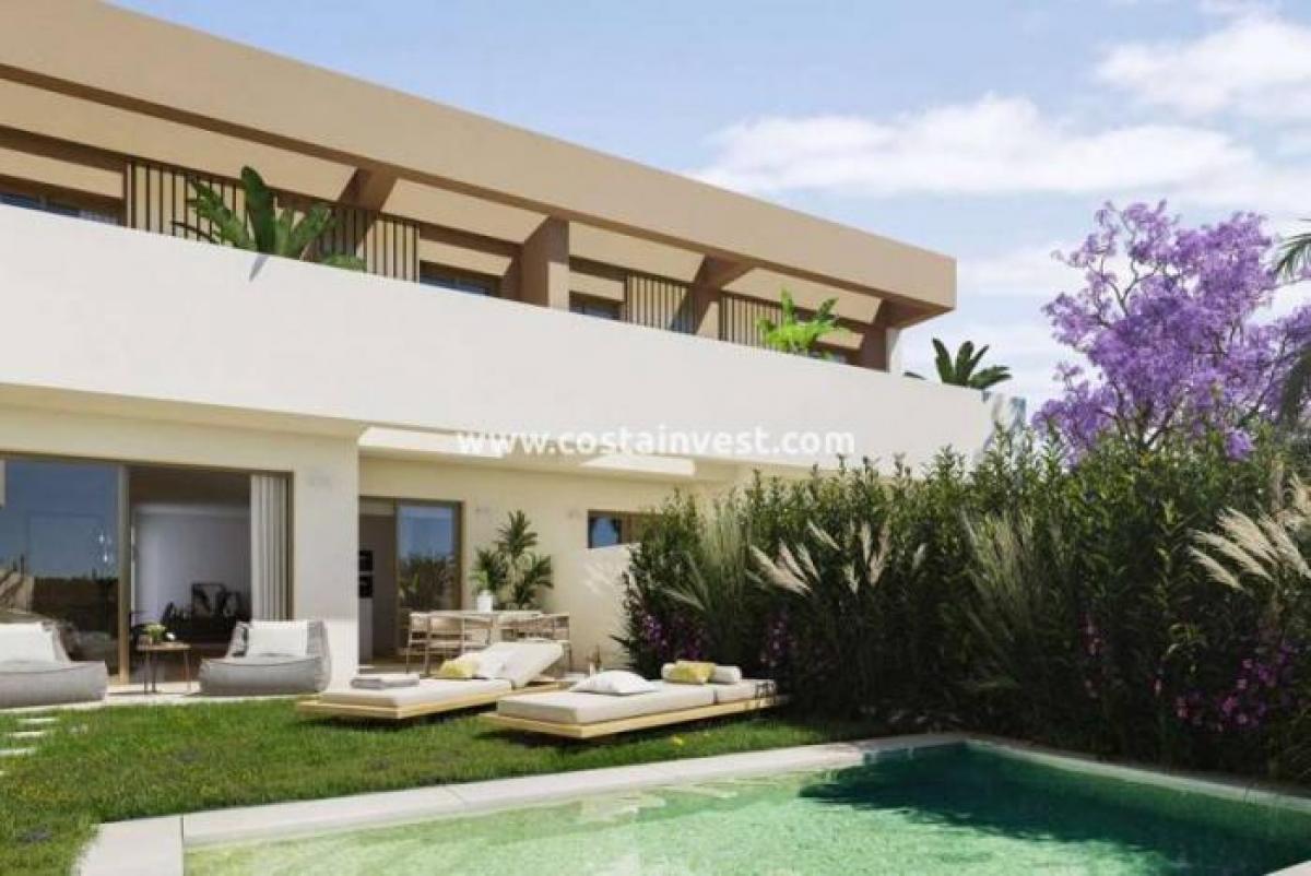 Picture of Villa For Sale in Alicante, Alicante, Spain