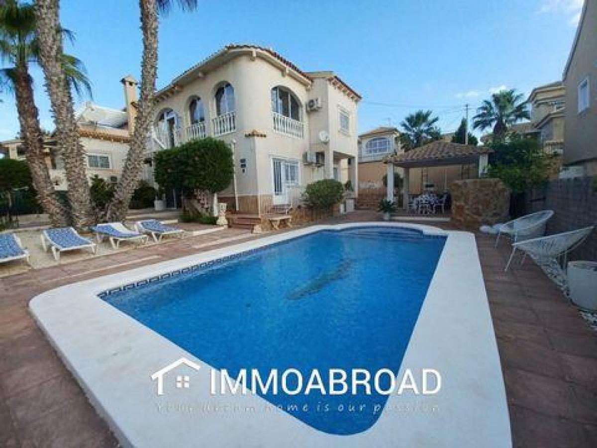 Picture of Home For Sale in San Miguel De Salinas, Alicante, Spain