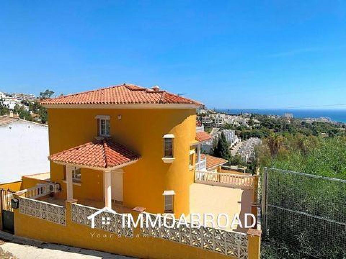 Picture of Villa For Sale in Benalmadena, Malaga, Spain