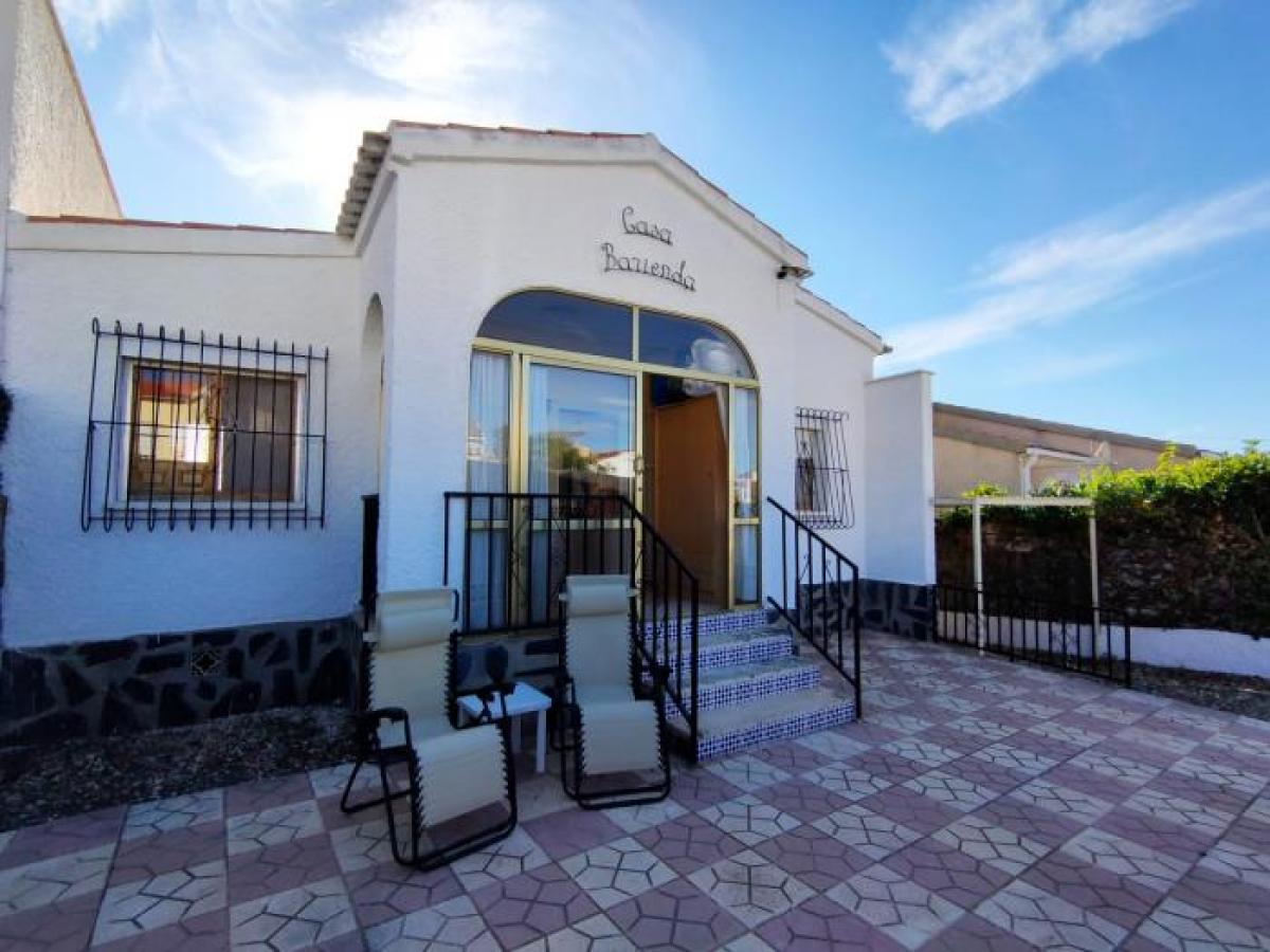 Picture of Villa For Sale in La Marina, Alicante, Spain