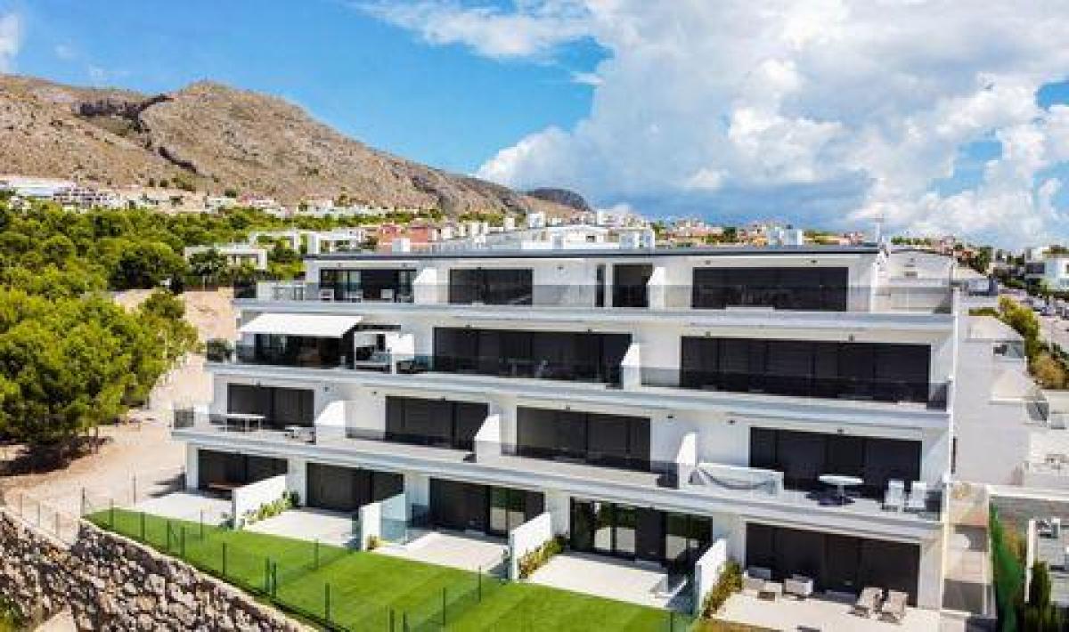 Picture of Home For Sale in Finestrat, Alicante, Spain