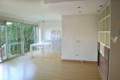 Bungalow For Sale in Alicante, Spain
