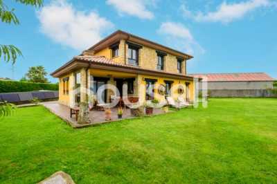 Home For Sale in Villaviciosa, Spain