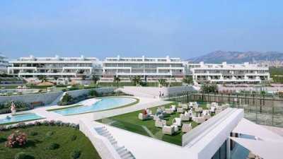 Condo For Sale in Finestrat, Spain