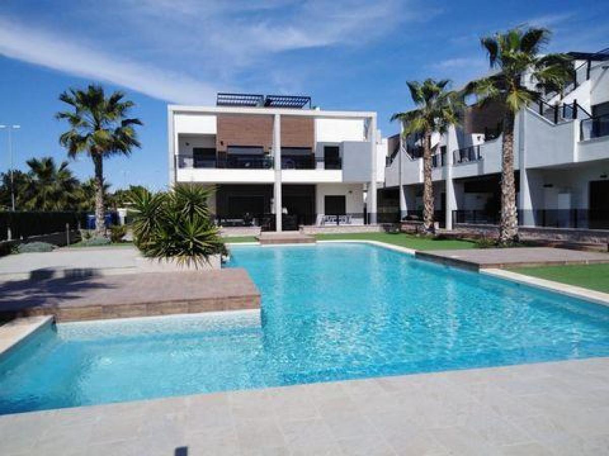 Picture of Home For Sale in Guardamar Del Segura, Alicante, Spain