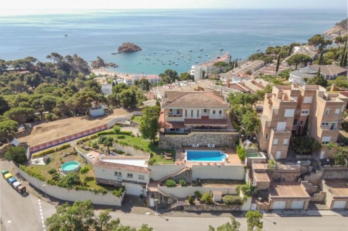 Picture of Home For Sale in Tossa De Mar, Girona, Spain