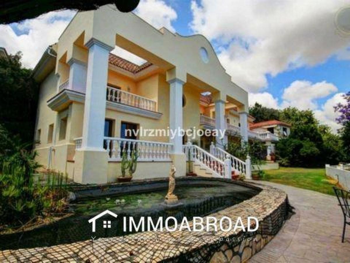 Picture of Villa For Sale in Benalmadena, Malaga, Spain