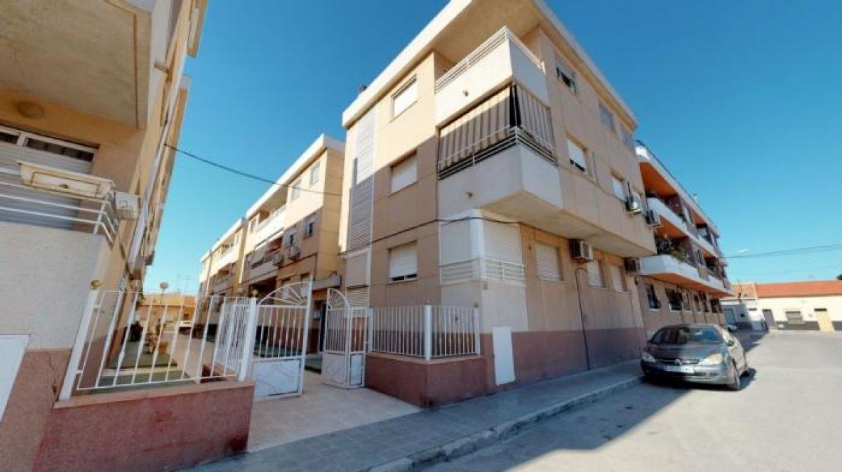 Picture of Apartment For Sale in Dolores, Alicante, Spain