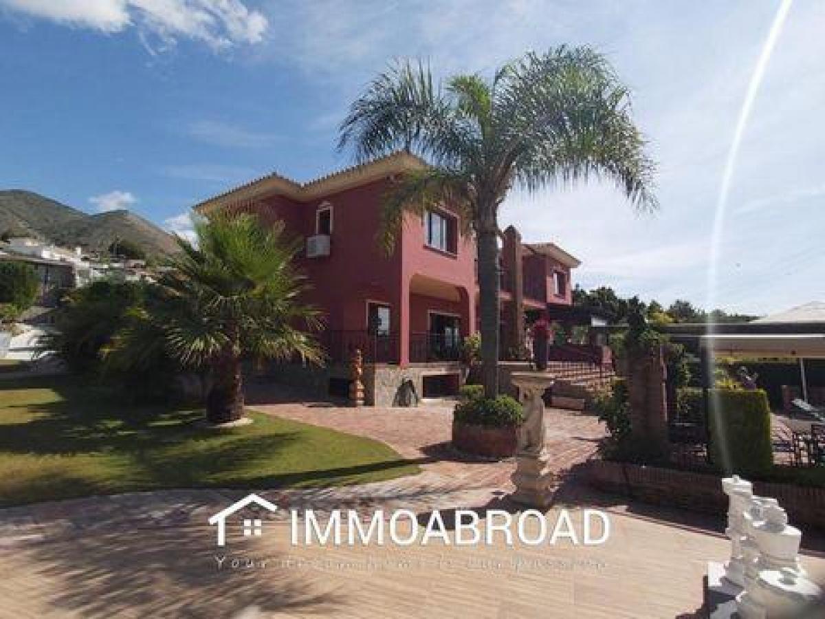 Picture of Villa For Sale in Benalmadena, Malaga, Spain