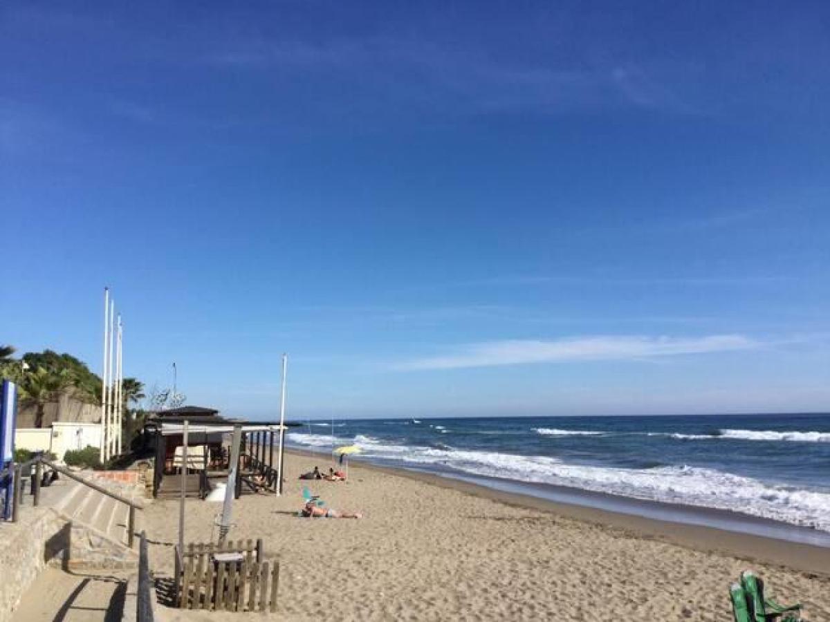 Picture of Apartment For Rent in Marbella, Andalusia, Spain