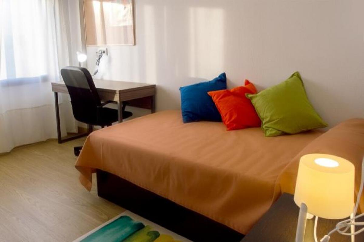 Picture of Apartment For Rent in Alicante, Alicante, Spain