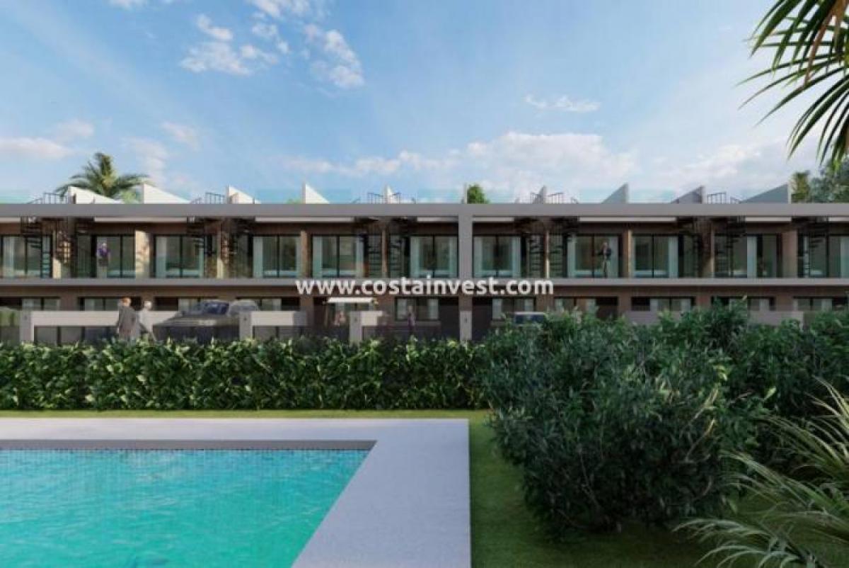 Picture of Home For Sale in Alicante, Alicante, Spain