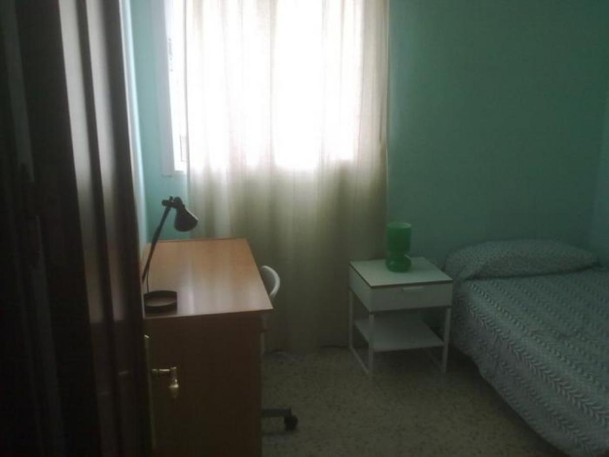 Picture of Apartment For Rent in Sevilla, Kyrenia, Spain