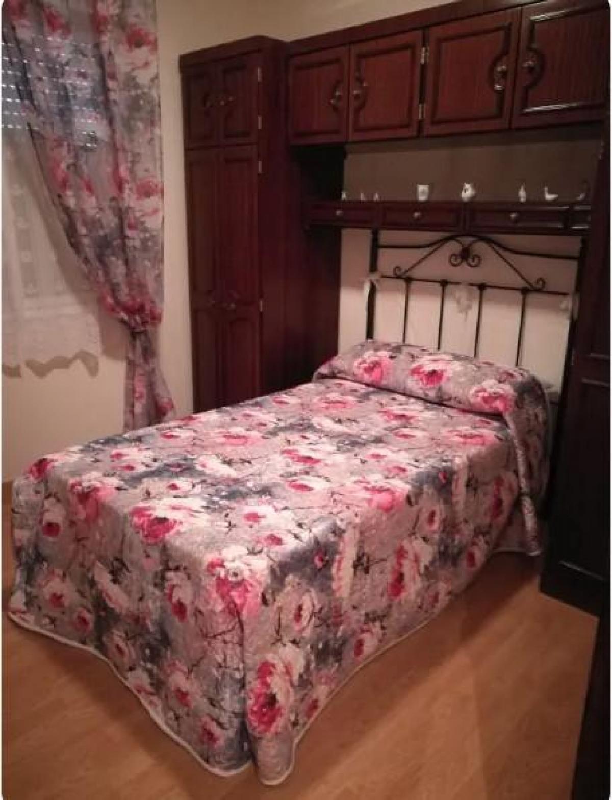 Picture of Apartment For Rent in Gijon, Asturias, Spain