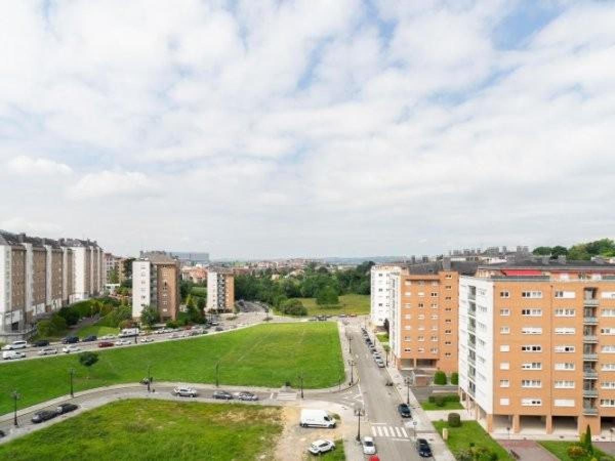 Picture of Apartment For Sale in Oviedo, Asturias, Spain