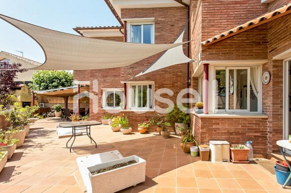 Picture of Home For Sale in Premia De Dalt, Barcelona, Spain