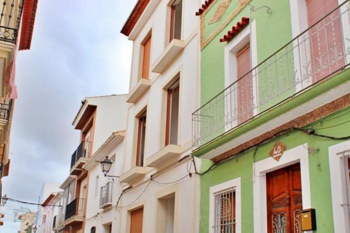 Picture of Apartment For Sale in Gata De Gorgos, Alicante, Spain