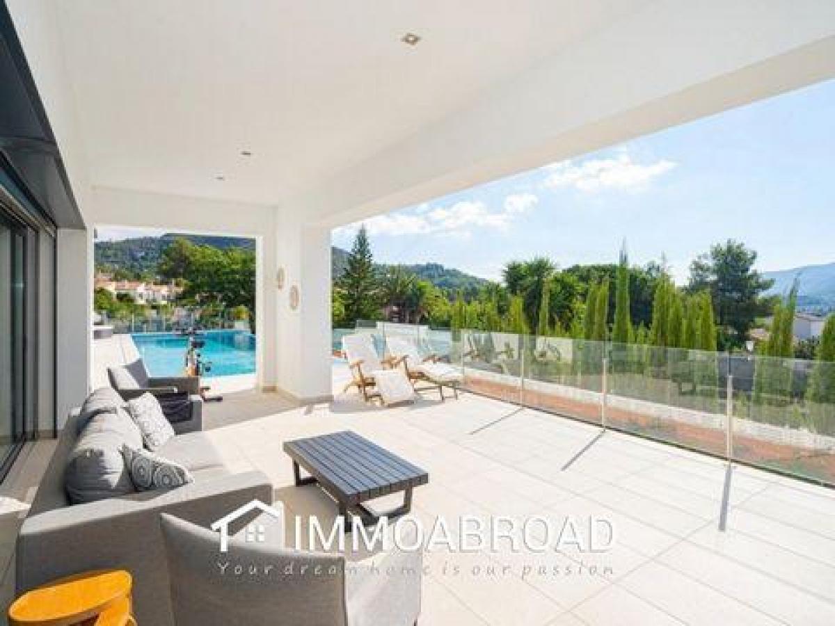 Picture of Villa For Sale in Alcalali, Alicante, Spain