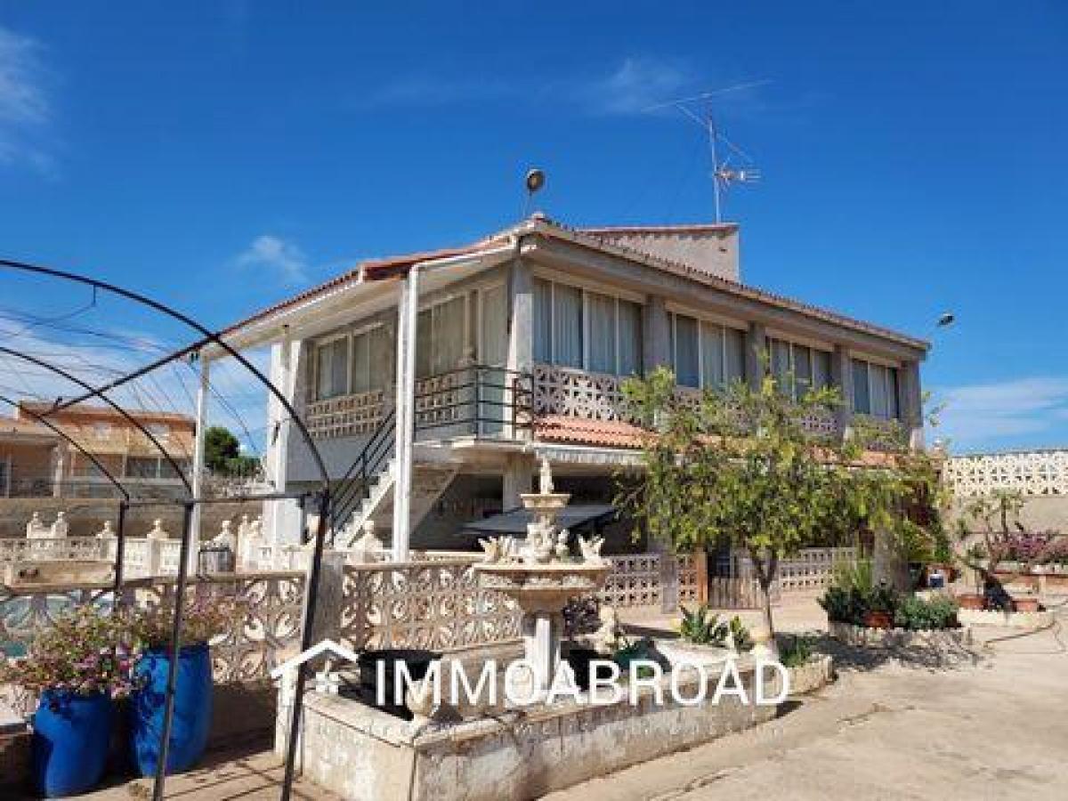 Picture of Home For Sale in Crevillente, Alicante, Spain