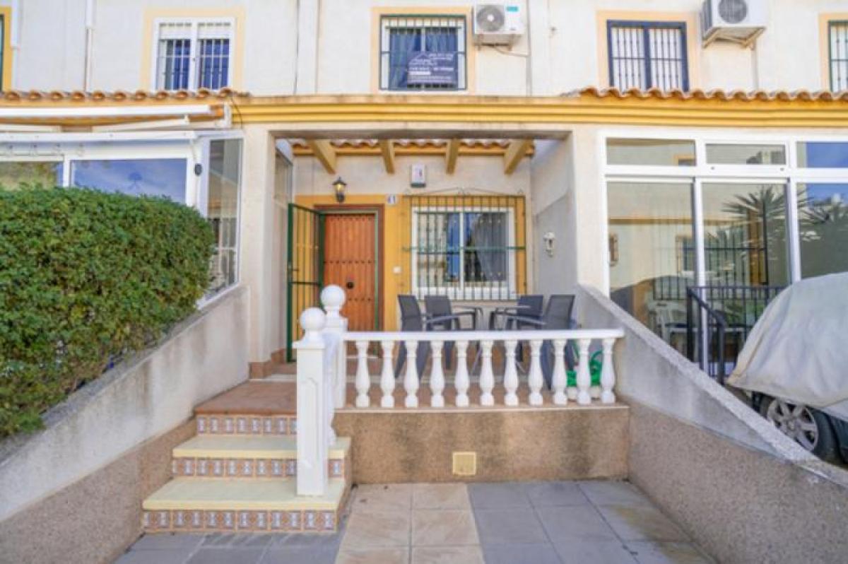 Picture of Apartment For Sale in Algorfa, Alicante, Spain