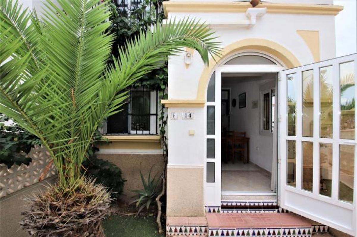 Picture of Apartment For Sale in Villamartin, Alicante, Spain