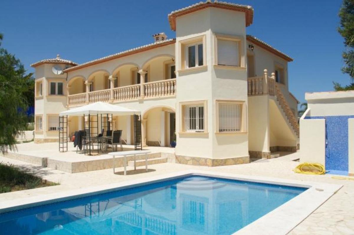 Picture of Apartment For Sale in Moraira, Alicante, Spain