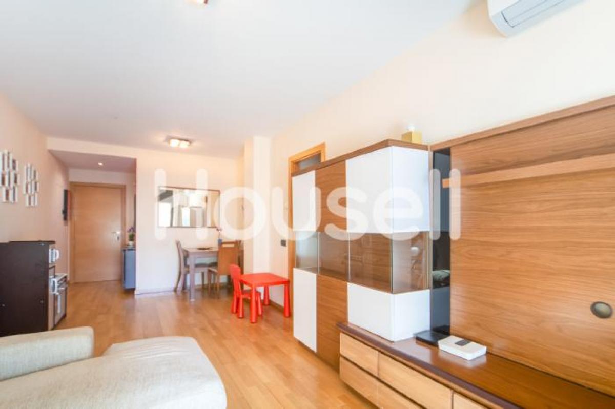 Picture of Apartment For Sale in Premia De Mar, Barcelona, Spain
