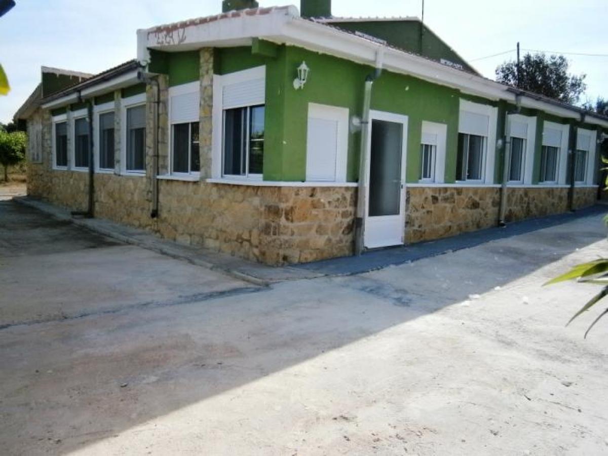 Picture of Home For Sale in Cocentaina, Alicante, Spain