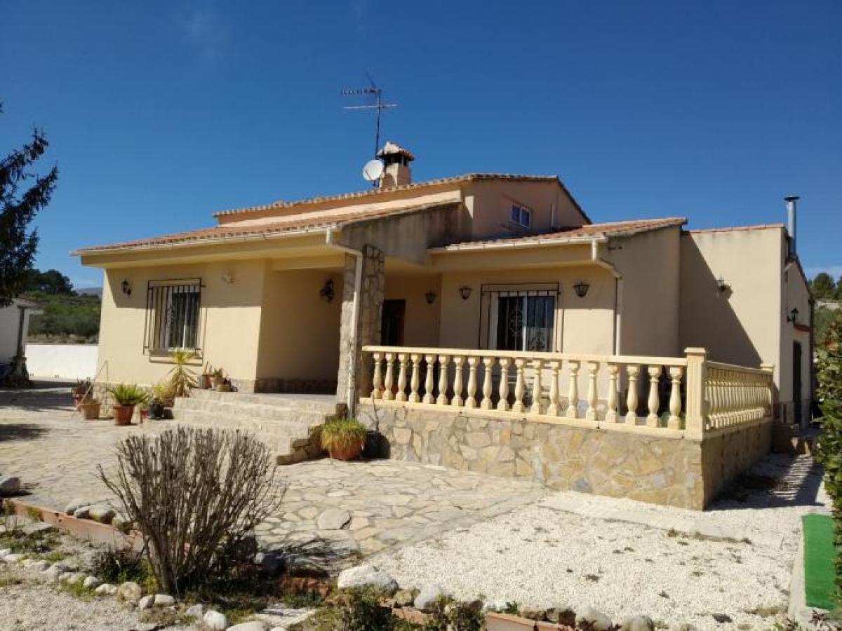 Picture of Home For Sale in Millena, Alicante, Spain